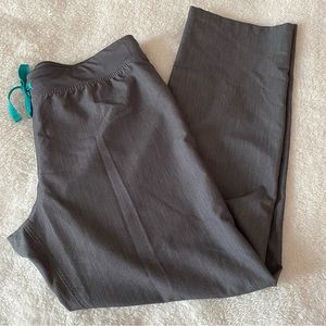 Figs Livingston Basic scrub pants